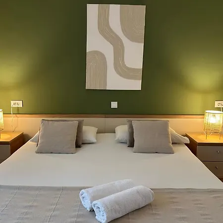 Perina - Free Parking Dubrovnik