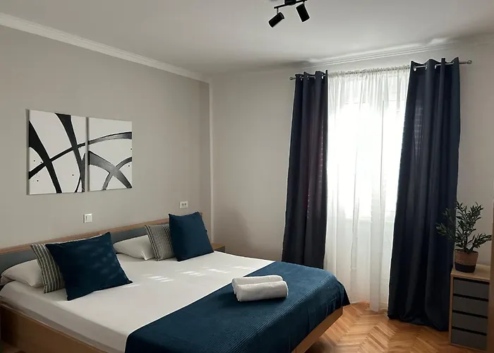 Perina - Free Parking