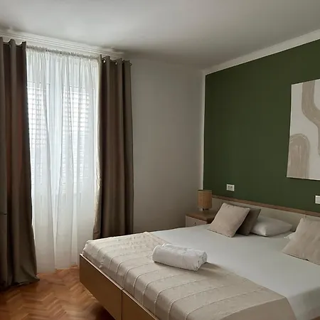 Perina - Free Parking Apartman